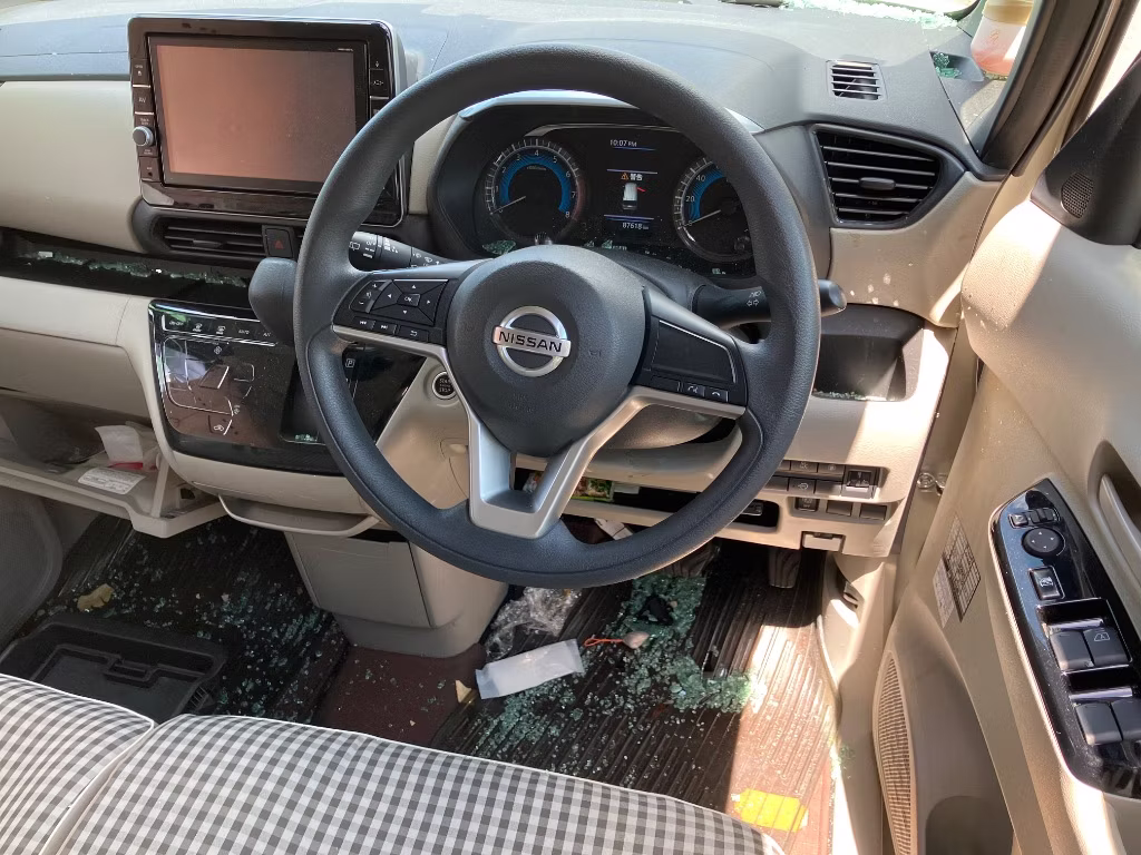 NISSAN ROOX