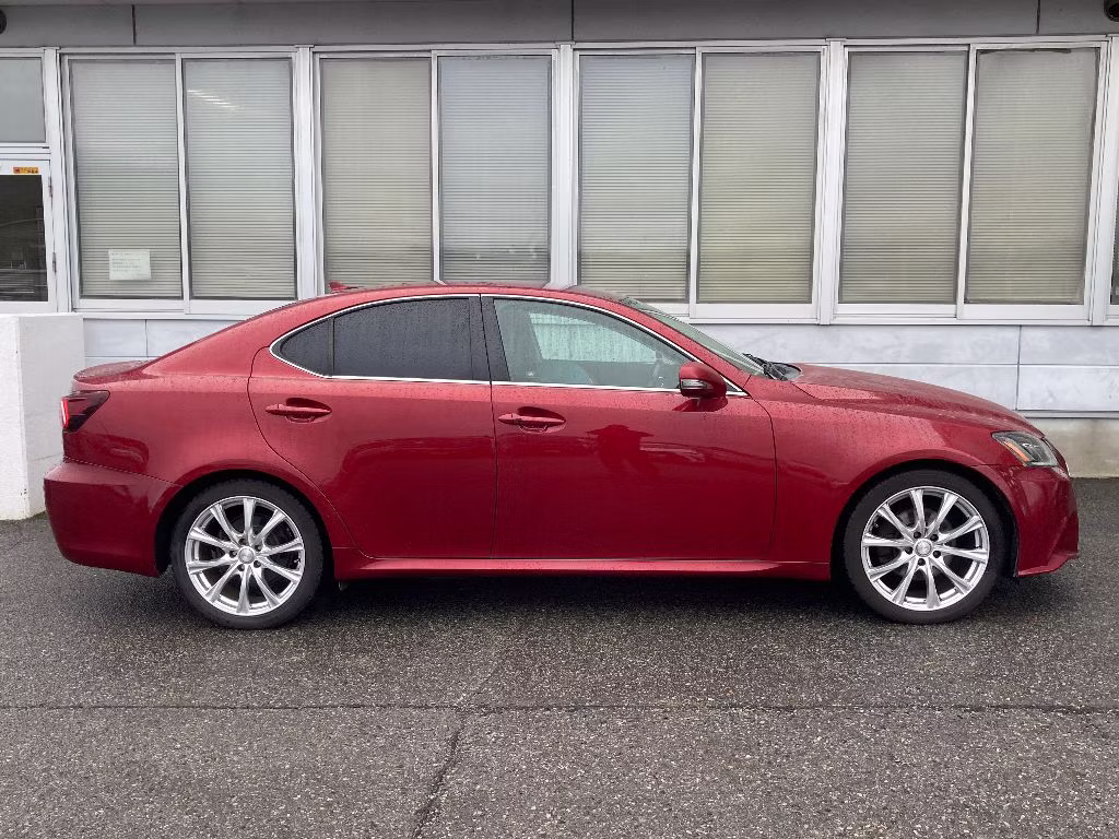 LEXUS IS250