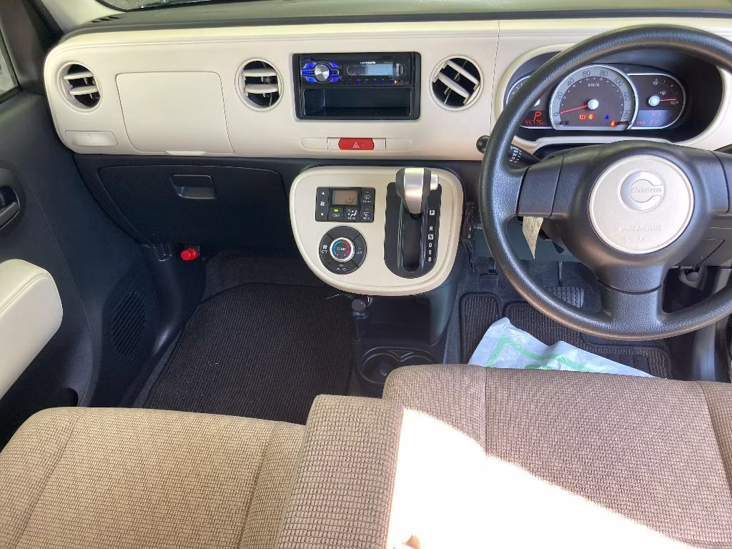 DAIHATSU MIRA COCOA