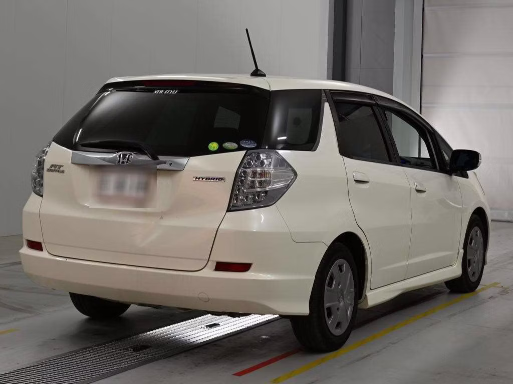 HONDA FIT SHUTTLE