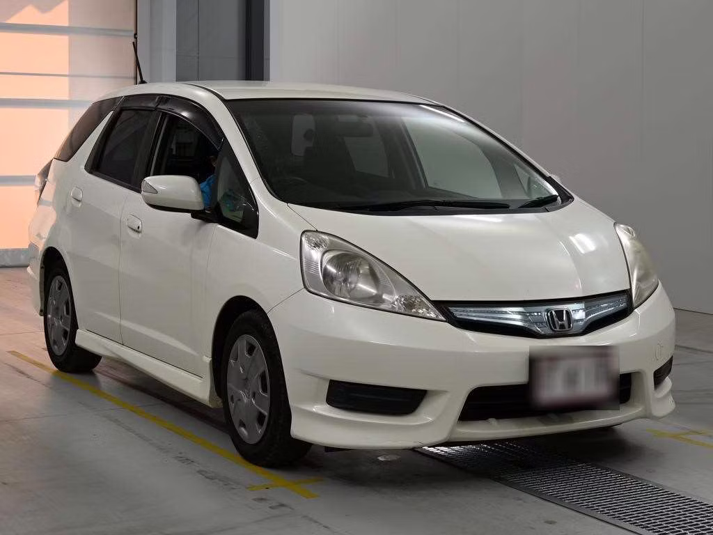 HONDA FIT SHUTTLE