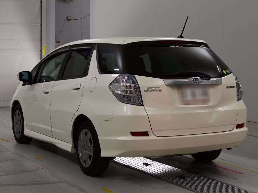 HONDA FIT SHUTTLE