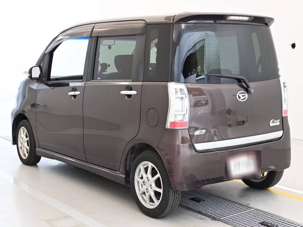 DAIHATSU TANTO EXE