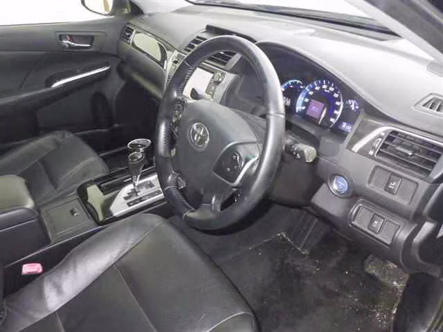 TOYOTA CAMRY