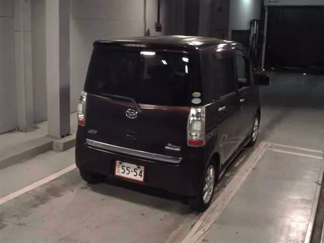 DAIHATSU TANTO EXE