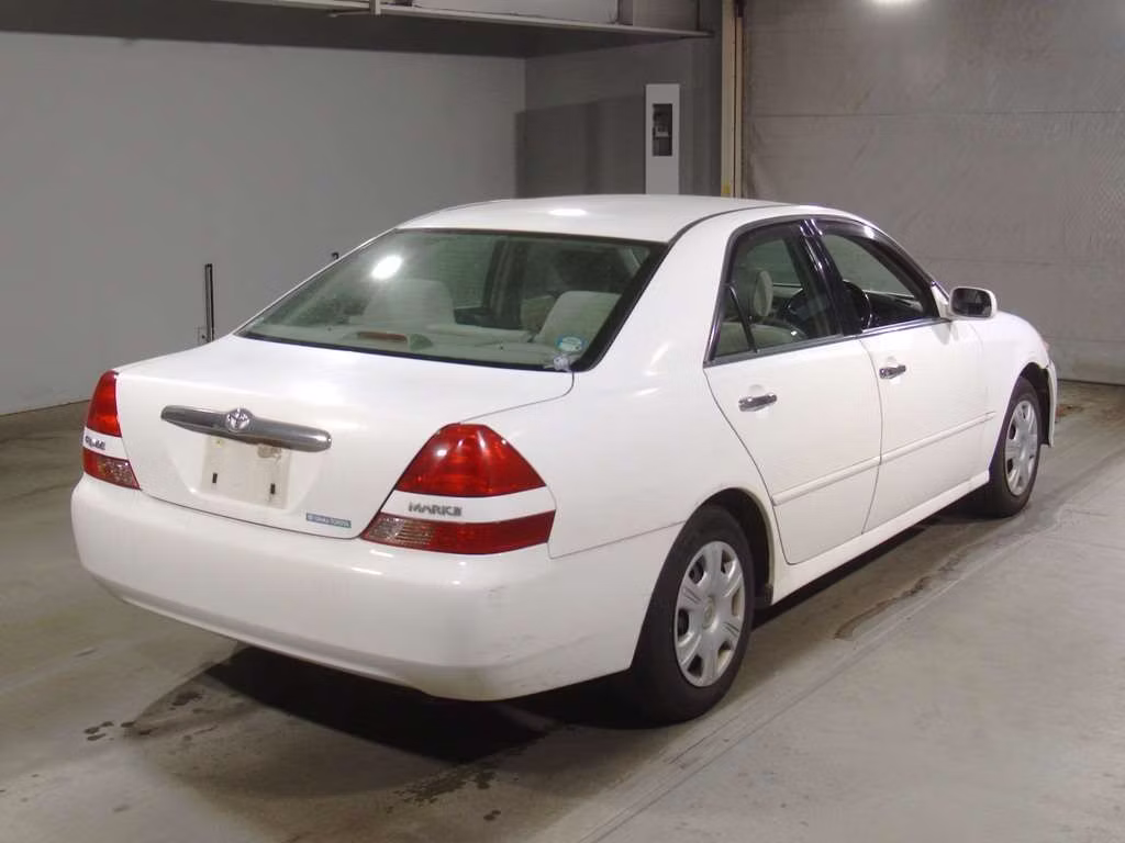 TOYOTA MARK II