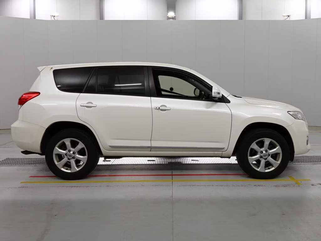 TOYOTA VANGUARD