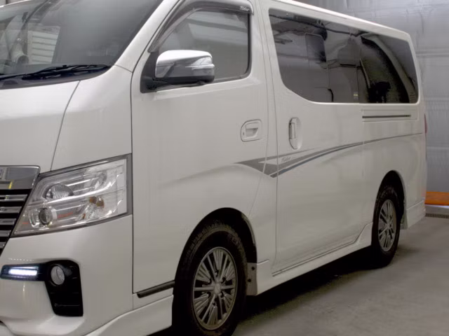 NISSAN NV350 CARAVAN