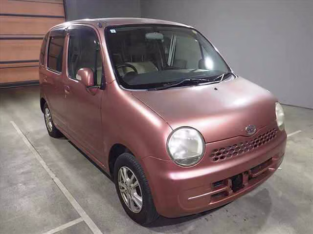 DAIHATSU MOVE LATTE