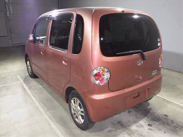 DAIHATSU MOVE LATTE