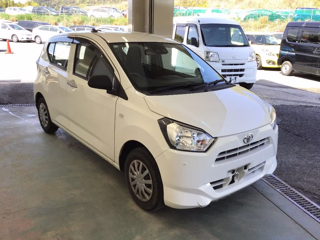 TOYOTA PIXIS EPOCH