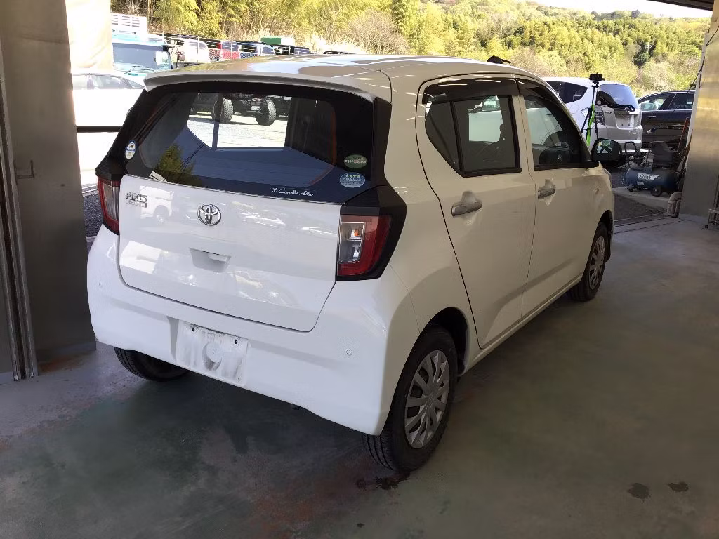 TOYOTA PIXIS EPOCH