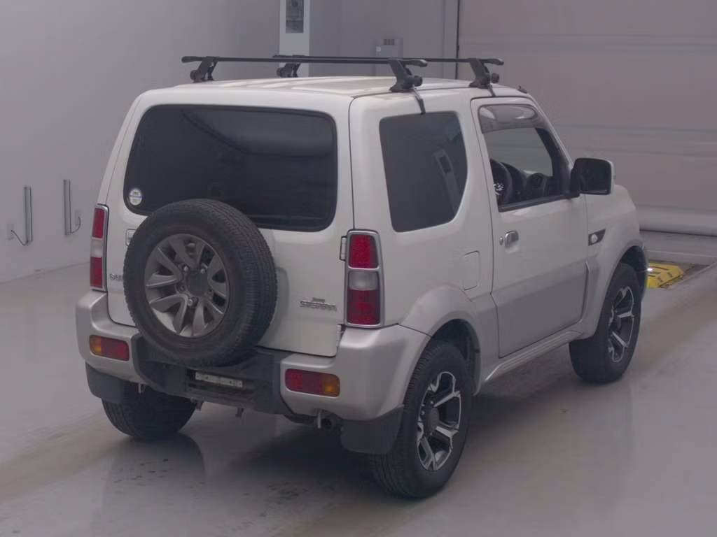 SUZUKI JIMNY SIERRA