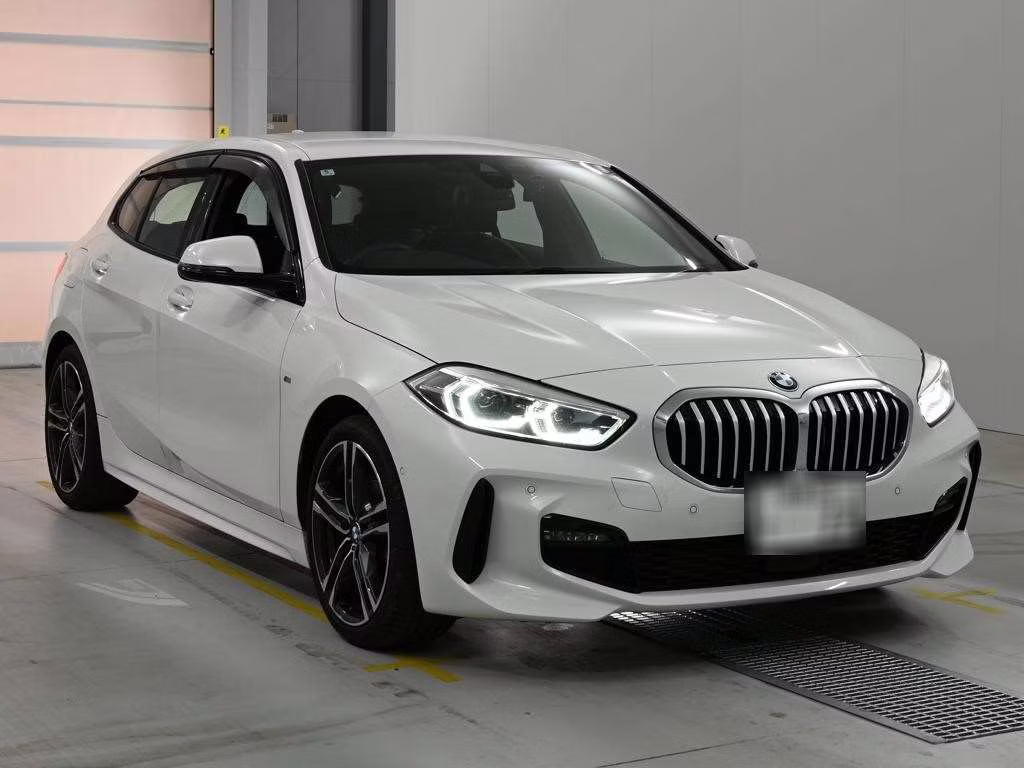 BMW 1-SERIES
