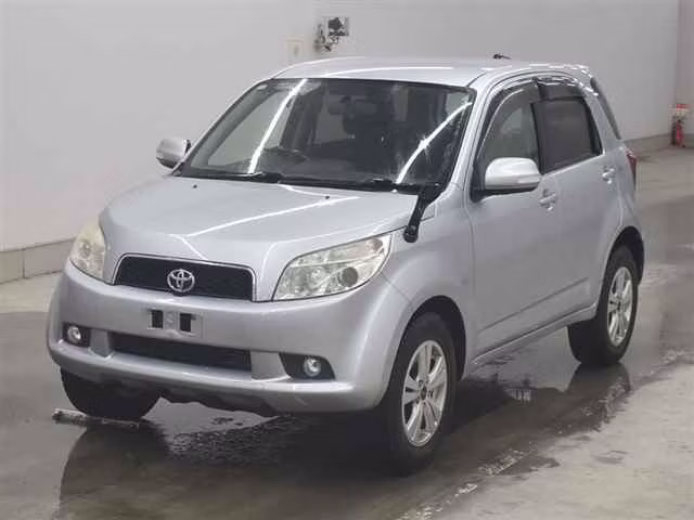 TOYOTA RUSH