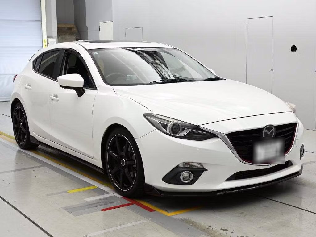 MAZDA AXELA