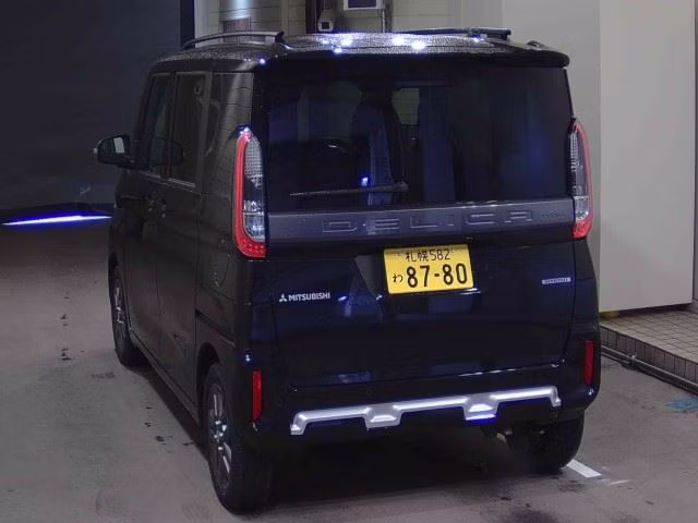 MITSUBISHI DELICA MINI