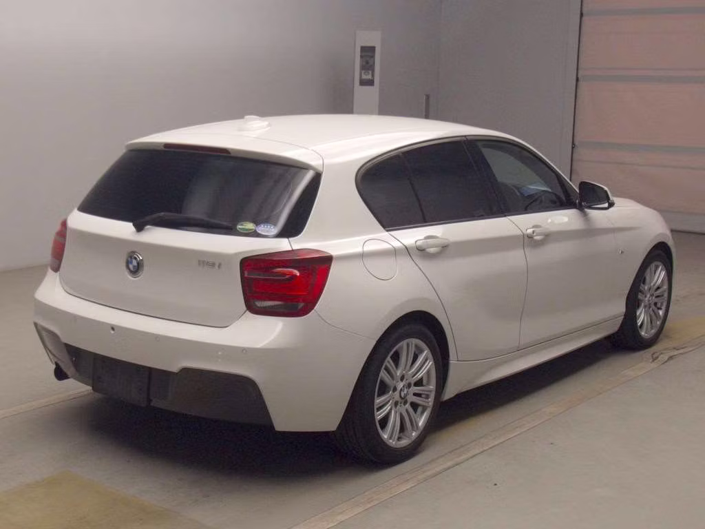 BMW 1-SERIES