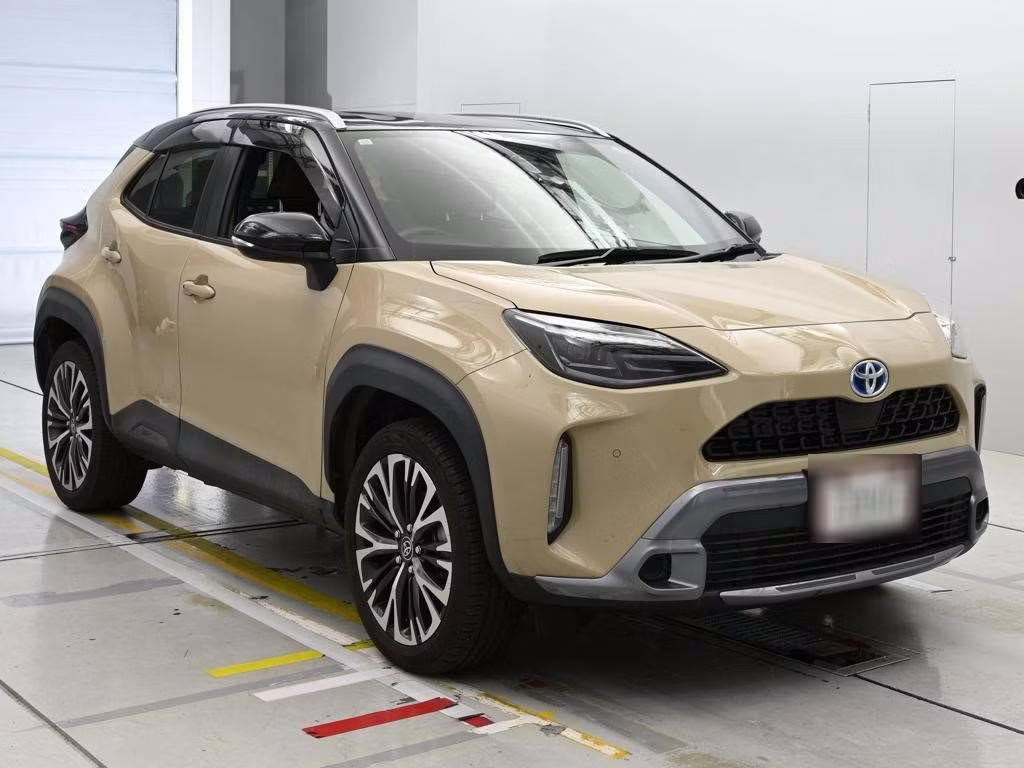 TOYOTA YARIS CROSS