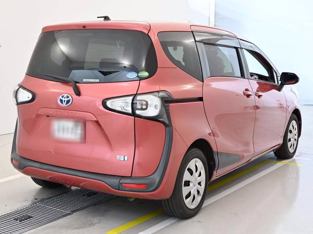 TOYOTA SIENTA