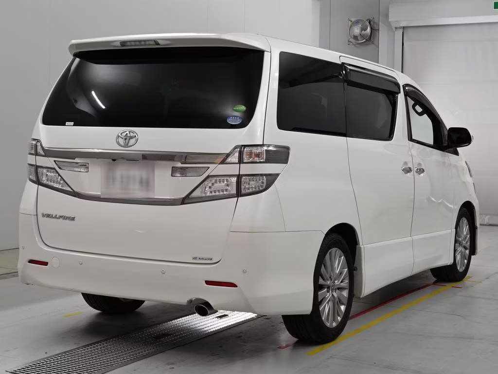 TOYOTA VELLFIRE