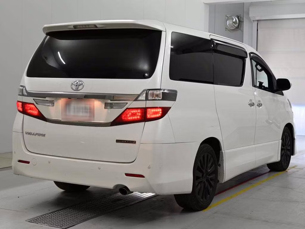 TOYOTA VELLFIRE