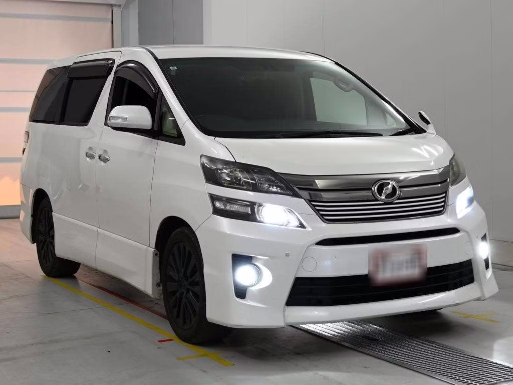 TOYOTA VELLFIRE