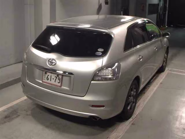 TOYOTA MARK X ZIO