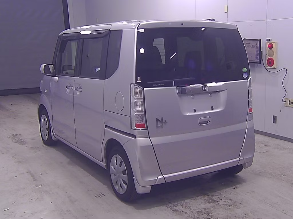 HONDA N-BOX+