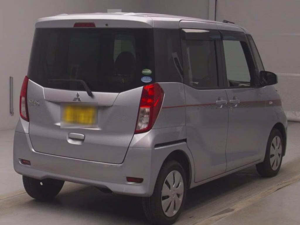 MITSUBISHI EK SPACE