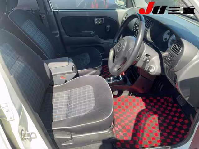 DAIHATSU MIRA GINO
