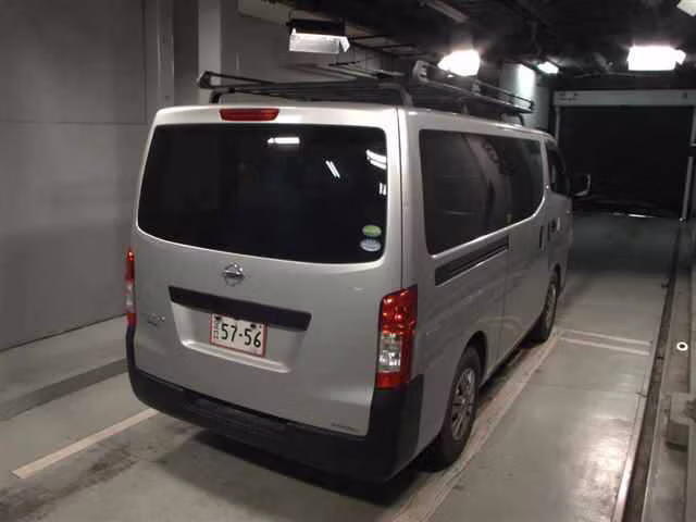NISSAN NV350 CARAVAN