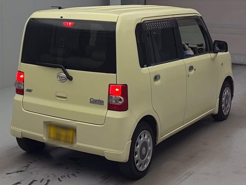 DAIHATSU MOVE CONTE