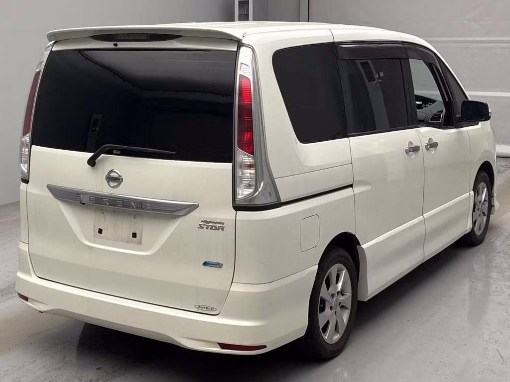 NISSAN SERENA