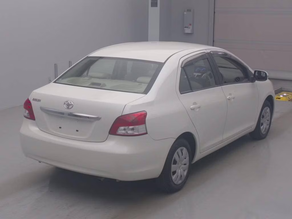 TOYOTA BELTA