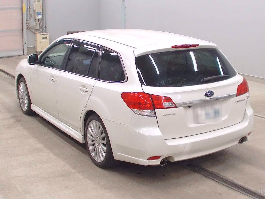 SUBARU LEGACY