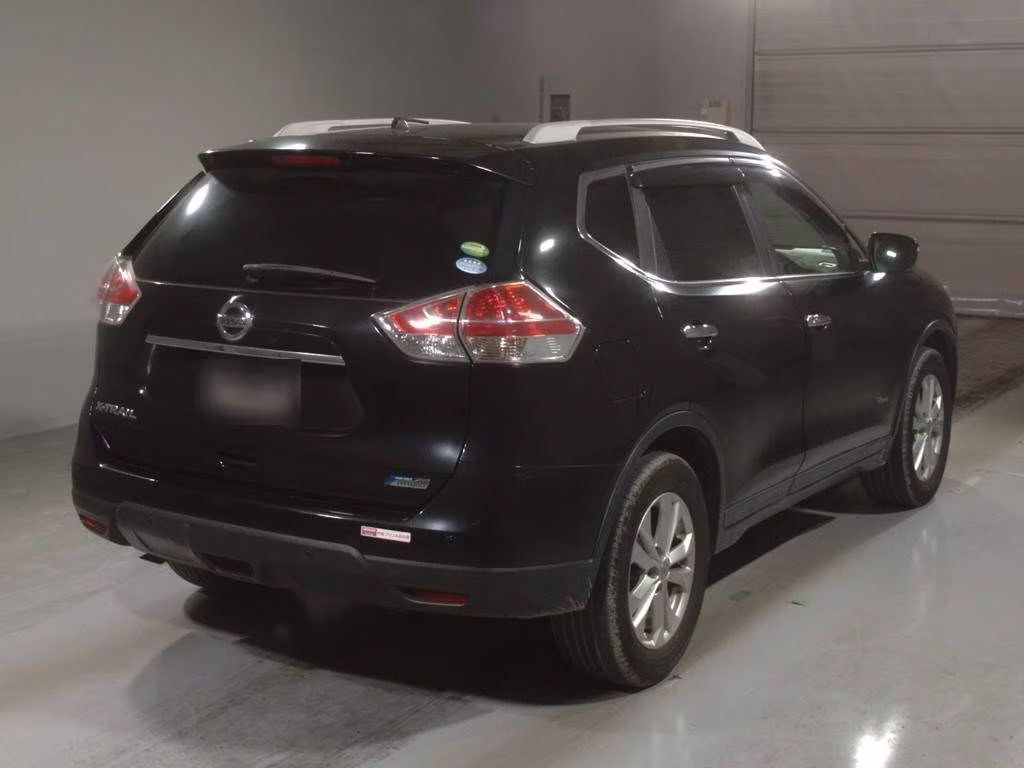 NISSAN X-TRAIL
