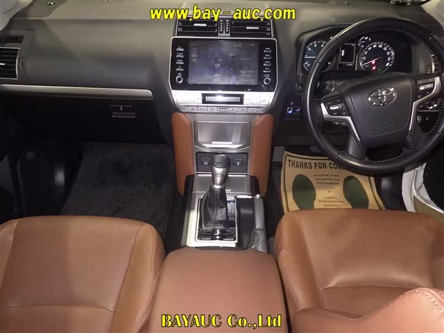 TOYOTA LAND CRUISER PRADO