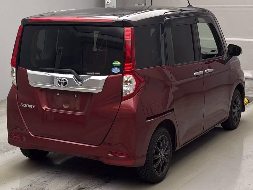 TOYOTA ROOMY