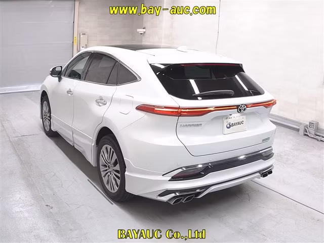 TOYOTA HARRIER
