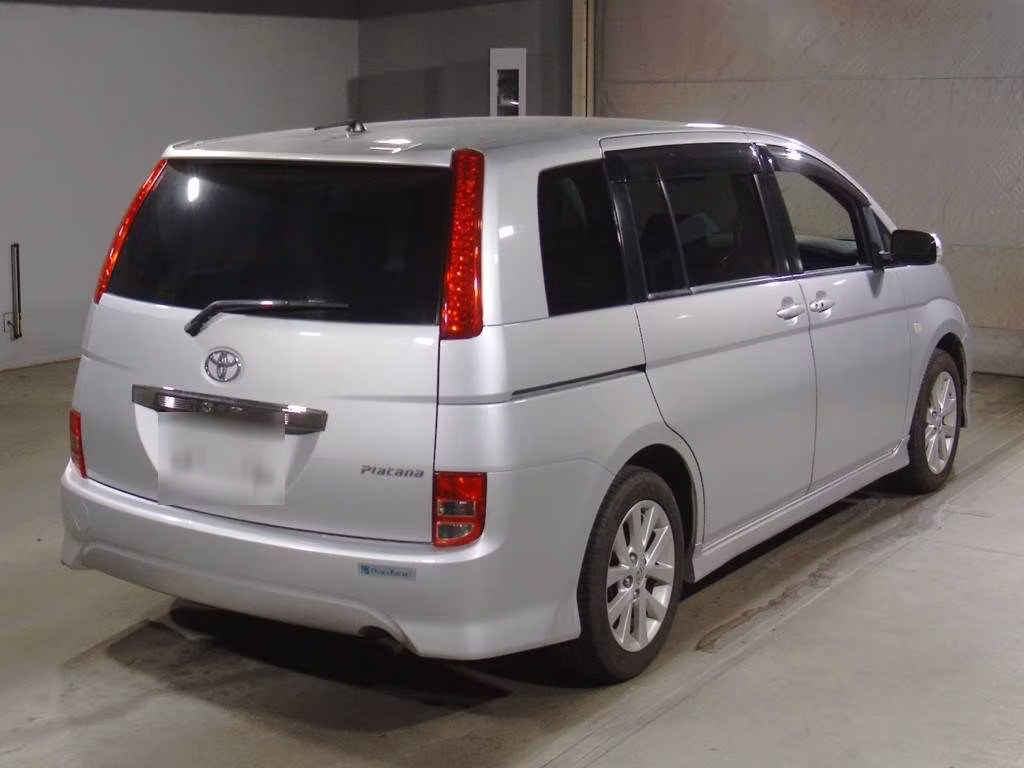 TOYOTA ISIS