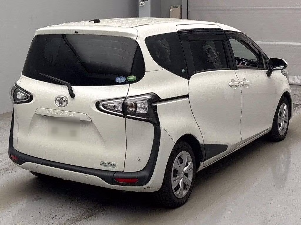 TOYOTA SIENTA