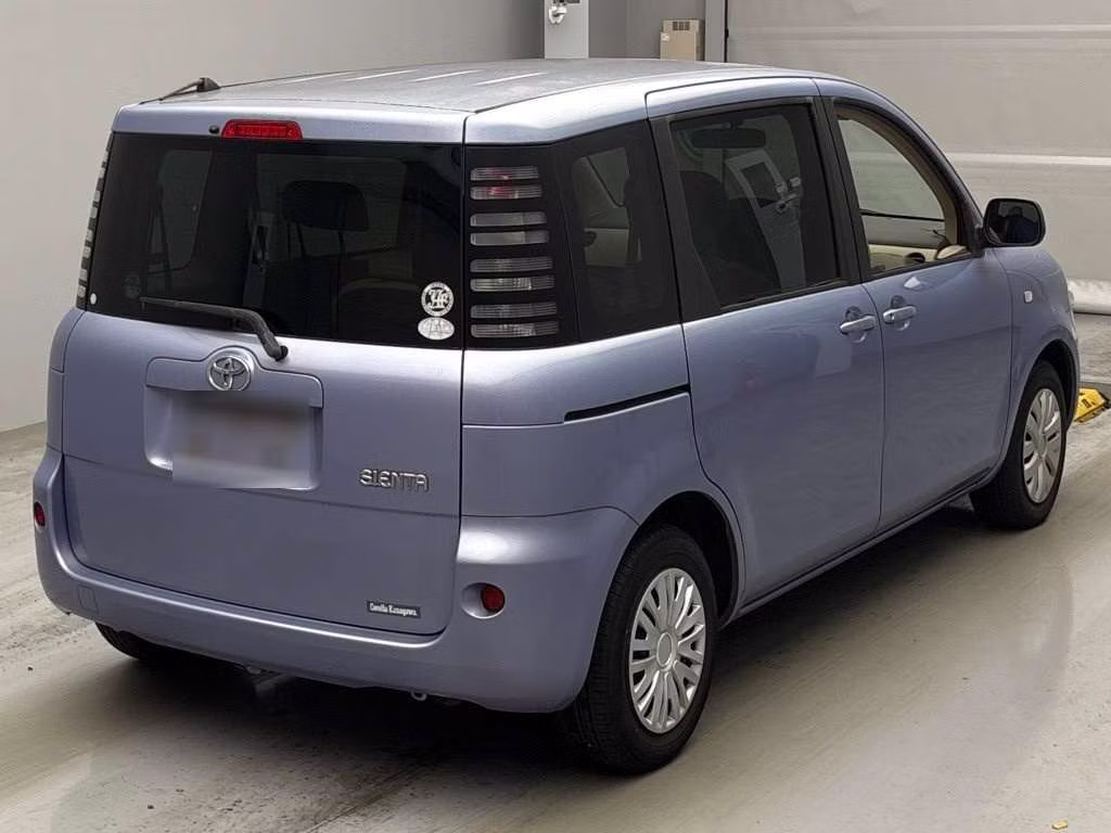TOYOTA SIENTA