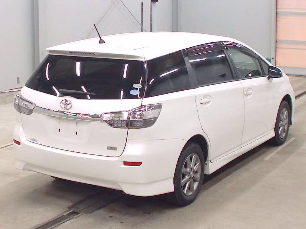 TOYOTA WISH