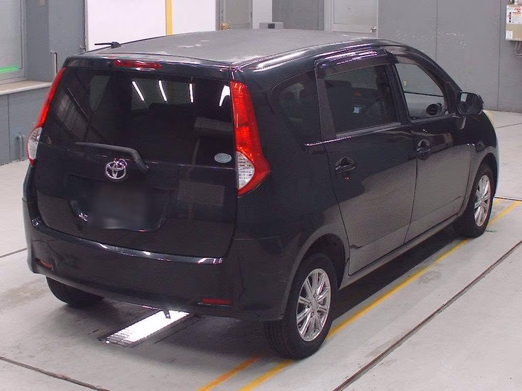 TOYOTA PASSO SETTE