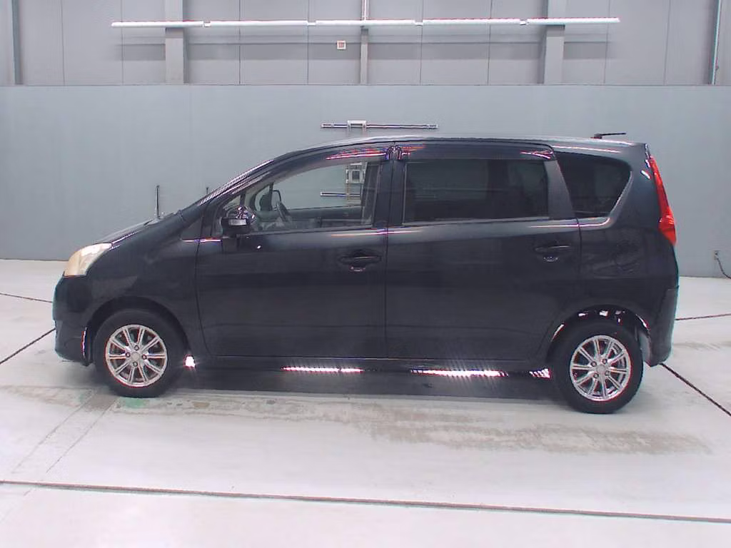 TOYOTA PASSO SETTE