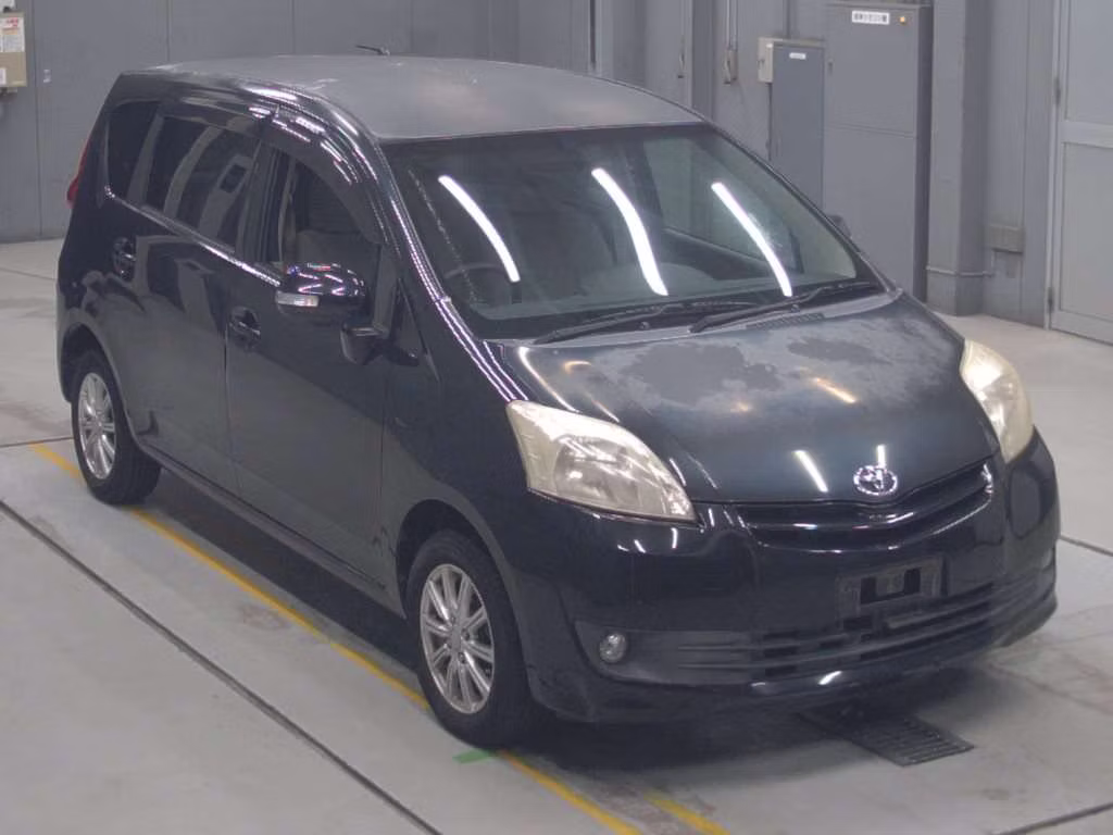 TOYOTA PASSO SETTE