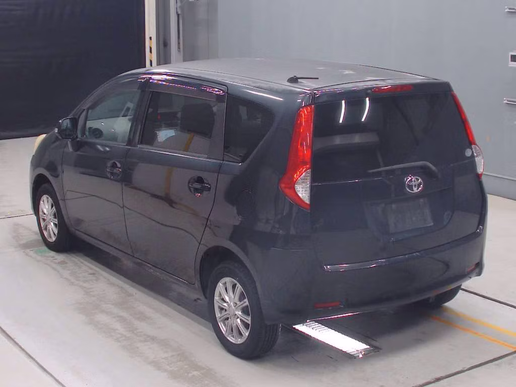 TOYOTA PASSO SETTE