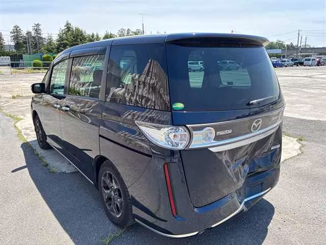 MAZDA BIANTE