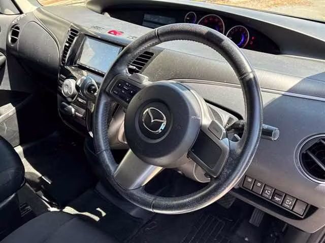 MAZDA BIANTE